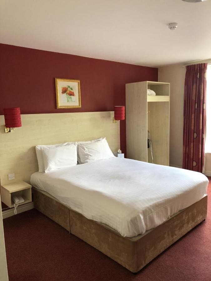 Stafford South Hatherton Hotel Penkridge Ngoại thất bức ảnh